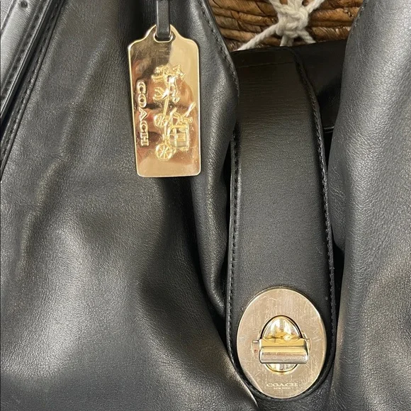 Coach Black Leather Shoulder Bag - Picture 2 of 11